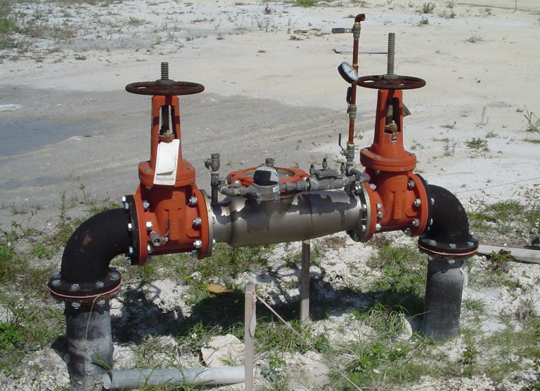 Red pipe and valve water system